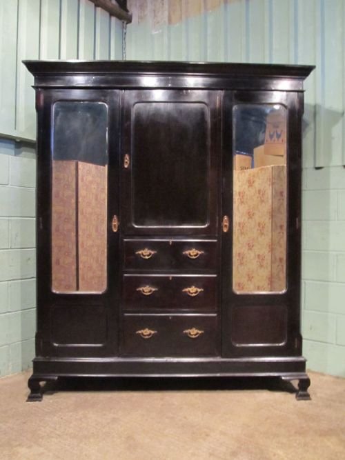 fig 1. ANTIQUE VICTORIAN MAHOGANY TRIPLE WARDROBE COMPACTUM C1890 W6872/26.3