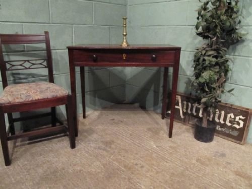 Antique Regency Mahogany Bow Fronted Side Table C1820 W6908/1.5