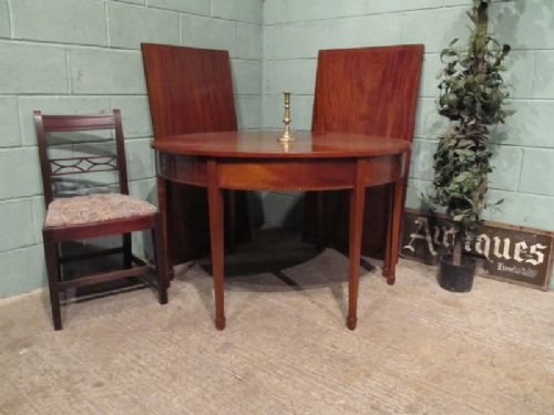 fig 1. ANTIQUE REGENCY MAHOGANY EXTENDING DINING TABLE C1820 W6907/7.5