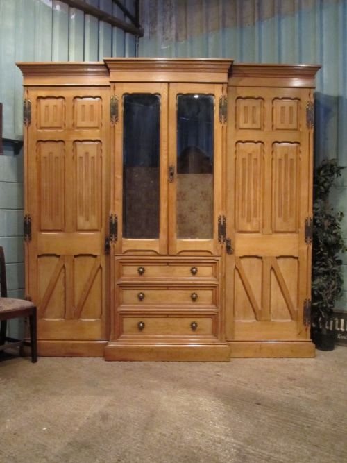 fig 1. ANTIQUE VICTORIAN LARGE ARTS & CRAFTS ASH  TRIPLE WARDROBE COMPACTUM C1890 W6963/28.5