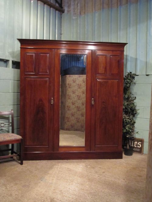 Antique Mahogany Triple Wardrobe Compactum by Heals C1890 W7008/6.8