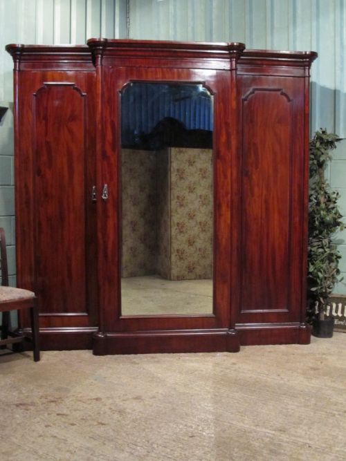 Antique Victorian Mahogany Breakfront Triple Wardrobe Compactum C1860 W7036/6.8