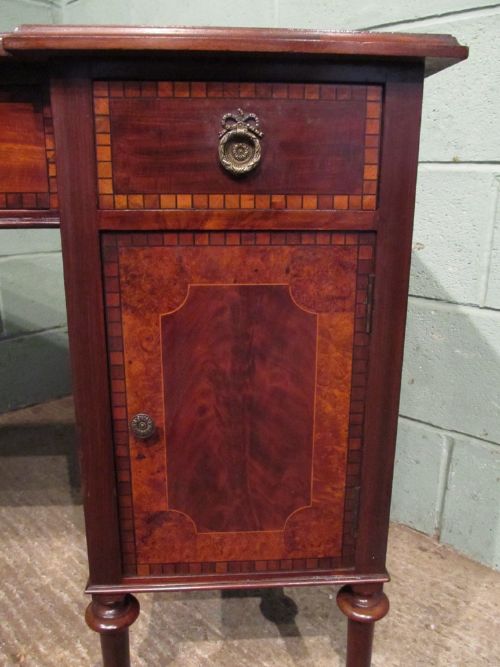 fig 2. ANTIQUE EDWARDIAN MAHOGANY PEDASTAL DESK C1900
