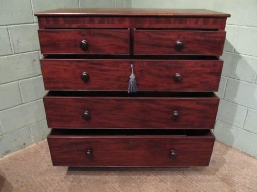fig 2. ANTIQUE REGENCY MAHOGANY CHEST OF DRAWERS C1820