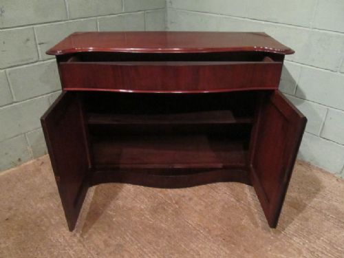 fig 1. ANTIQUE VICTORIAN MAHOGANY SERPENTINE FRONT CHIFFONIER C1880
