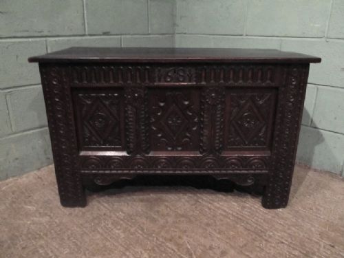fig 2. ANTIQUE 17TH CENTURY CARVED OAK COFFER BOX CHARLES 11 C1681