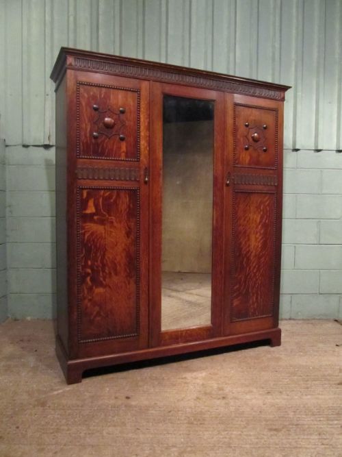fig 1. ANTIQUE EDWARDIAN TIGER OAK TRIPLE WARDROBE C1900