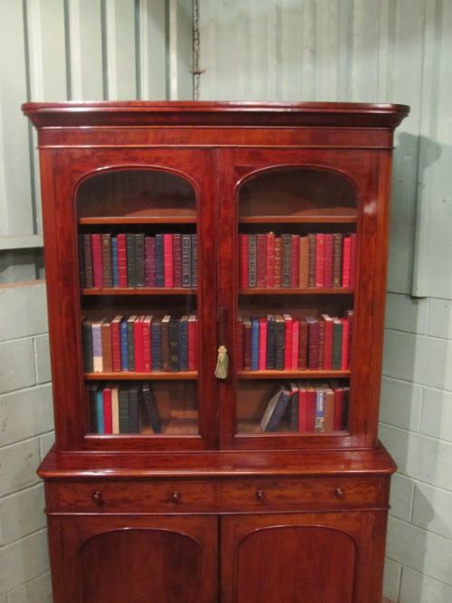 fig 2. ANTIQUE VICTORIAN MAHOGANY LIBRARY BOOKCASE C1880
