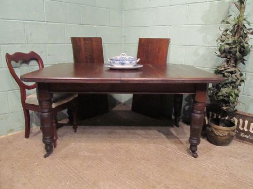 fig 1. ANTIQUE LATE 19TH CENTURY OAK WINDOUT OUT EXTENDING DINING TABLE seats 10-12 C1890