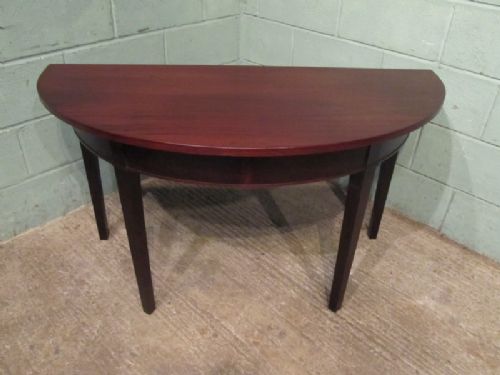 fig 1. ANTIQUE REGENCY MAHOGANY DEMI LUNE SIDE TABLE C1820