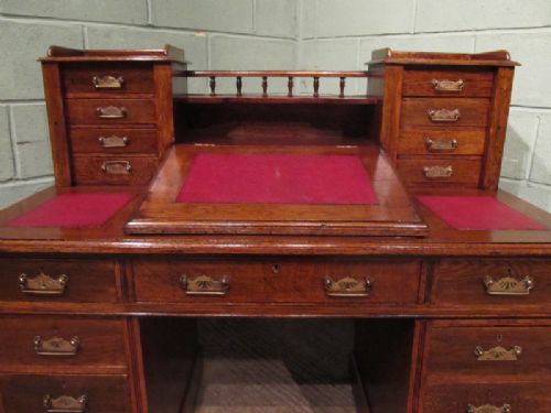 fig 1. ANTIQUE VICTORIAN OAK DICKENS DESK C1880