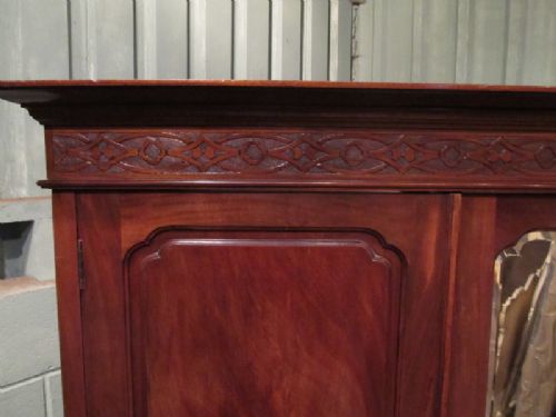 fig 2. ANTIQUE EDWARDIAN MAHOGANY CHIPPENDALE TRIPLE WARDROBE C1900