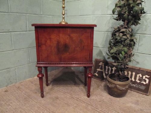 Antique Edwardian Mahogany Pot Cupboard Bedside Cabinet C1900