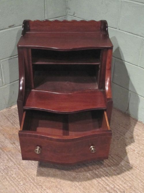 fig 2. ANTIQUE GEORGIAN REGENCY MAHOGANY BEDSIDE CABINET C1800