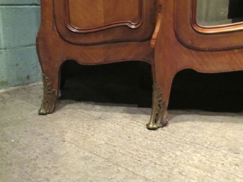 fig 1. ANTIQUE ITALIAN WALNUT SERPENTINE BREAKFRONT ARMOIRE C1920