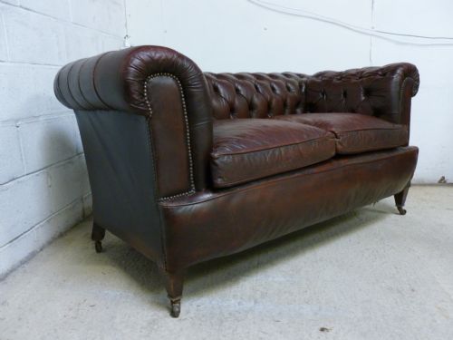 fig 2. ANTIQUE EDWARDIAN LEATHER CHESTERFIELD BUTTON BACK 2 SEATER DROP ARM SOFA C1900