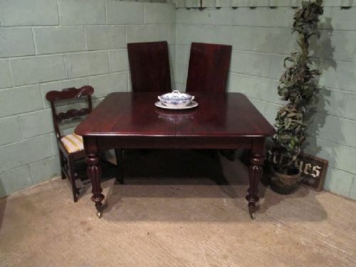 fig 1. ANTIQUE WILLIAM 1V EXTENDING MAHOGANY DINING TABLE SEATS 12 C1830