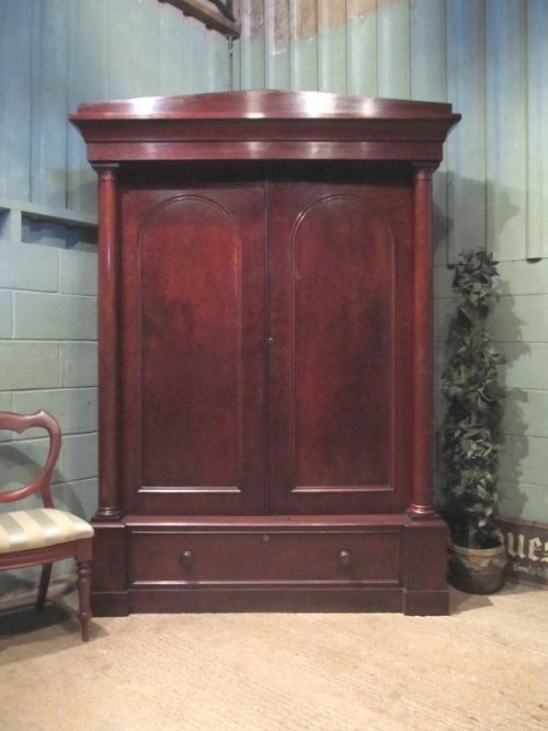 Antique William 1v Mahogany Plum Pudding Double Wardrobe C1830