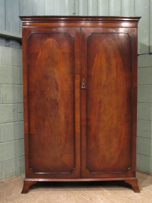 fig 1. ANTIQUE EDWARDIAN MAHOGANY DOUBLE WARDROBE C1900