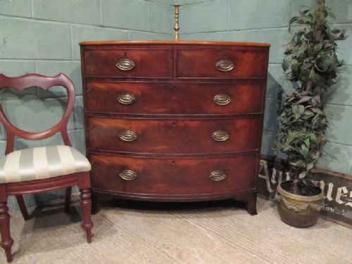 fig 1. ANTIQUE REGENCY MAHOGANY BOW FRONT CHEST OF DRAWERS C1820