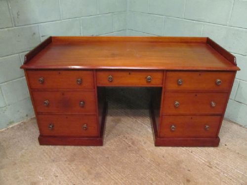fig 1. ANTIQUE LATE VICTORIAN MAHOGANY TWIN PEDESTAL DESK