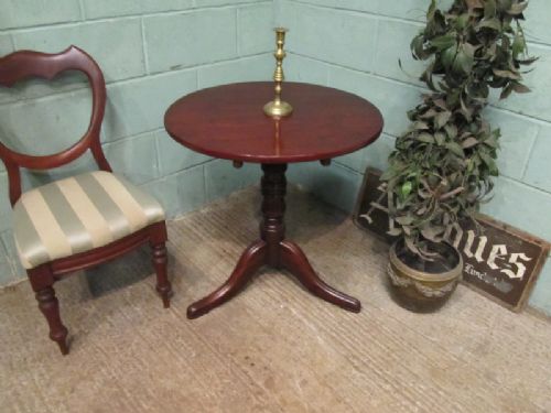 fig 1. ANTIQUE VICTORIAN MAHOGANY TILT TOP TRIPOD TABLE C1860