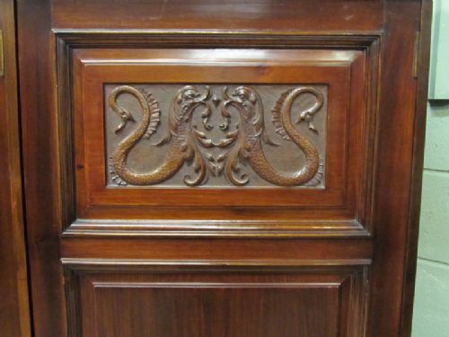 fig 2. ANTIQUE EDWARDIAN WALNUT TRIPLE WARDROBE COMPACTUM C1900