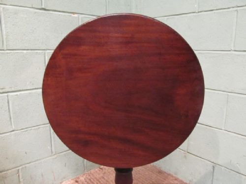 fig 2. ANTIQUE REGENCY MAHOGANY TILT TOP TABLE C1800