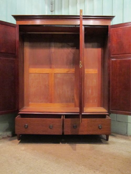 fig 2. ANTIQUE EDWARDIAN MAHOGANY INLAID THREE PIECE BEDROOM SUITE C1900