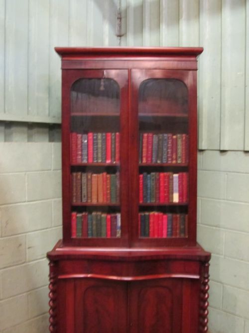 fig 1. ANTIQUE VICTORIAN MAHOGANY TALL LIBRARY BOOKCASE WITH SERPENTINE BASE C1880