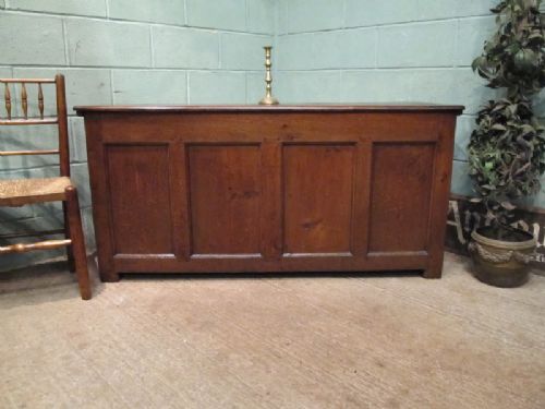 Antique Early 18th Century Large Country Oak Coffer C1720