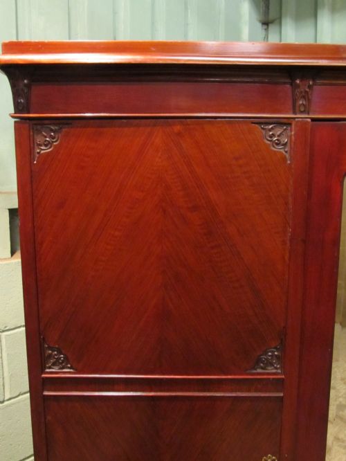 fig 2. Antique Edwardian Mahogany Triple Wardrobe Compactum c1900