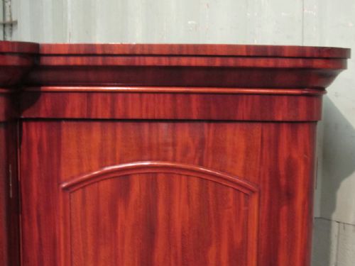 fig 2. ANTIQUE VICTORIAN MAHOGANY BREAKFRONT TRIPLE WARDROBE C1880