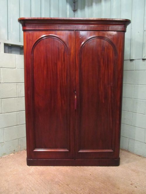 fig 1. ANTIQUE VICTORIAN MAHOGANY DOUBLE WARDROBE C1880
