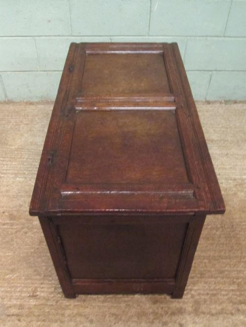 fig 1. ANTIQUE EARLY 18TH CENTURY OAK COFFER BOX LAKELAND ORIGIN C1720