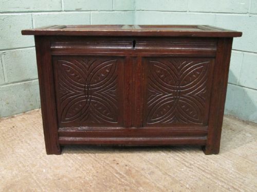 fig 2. ANTIQUE EARLY 18TH CENTURY OAK COFFER BOX LAKELAND ORIGIN C1720