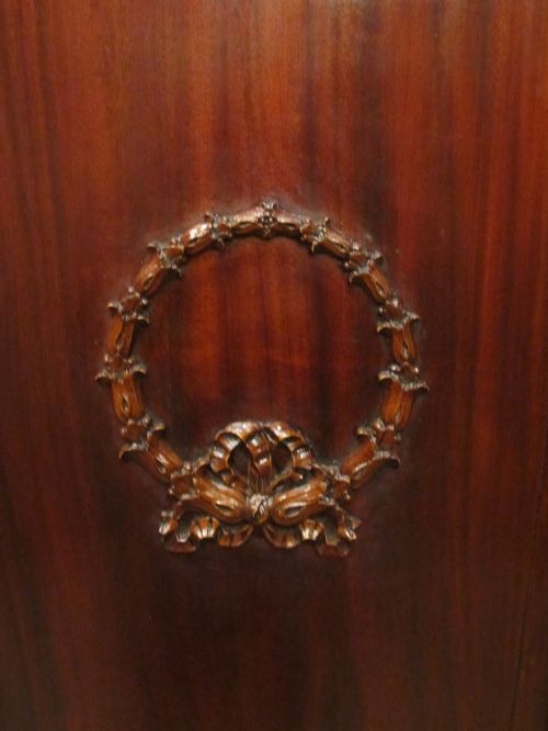 fig 1. ANTIQUE EDWARDIAN MAHOGANY CHIPPENDALE STYLE TRIPLE WARDROBE COMPACTUM C1900