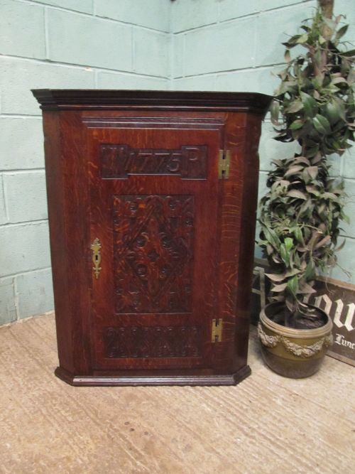 Antique Georgian Carved Oak Hanging Corner Cabinet C1770