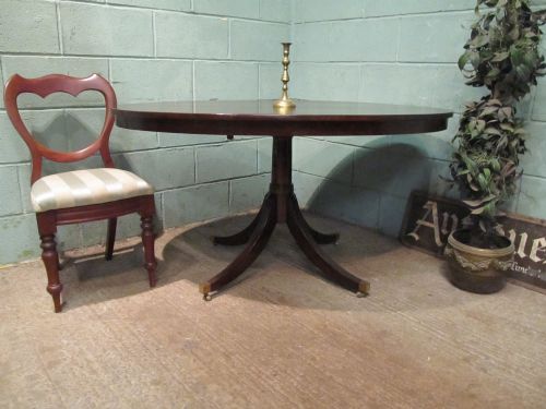 fig 1. ANTIQUE REGENCY MAHOGANY TILT TOP BREAKFAST TABLE C1820