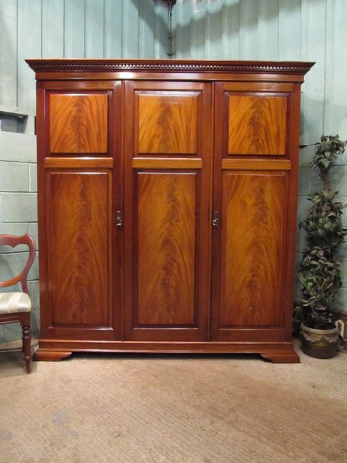 Fine Quality Antique Late 19th Century Mahogany Triple Wardrobe C1890