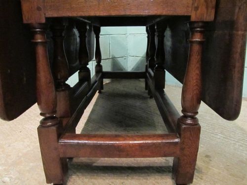 fig 2. ANTIQUE EARLY GEORGIAN OAK GATE LEG DROP LEAF DINING TABLE SEATS 8 C1730
