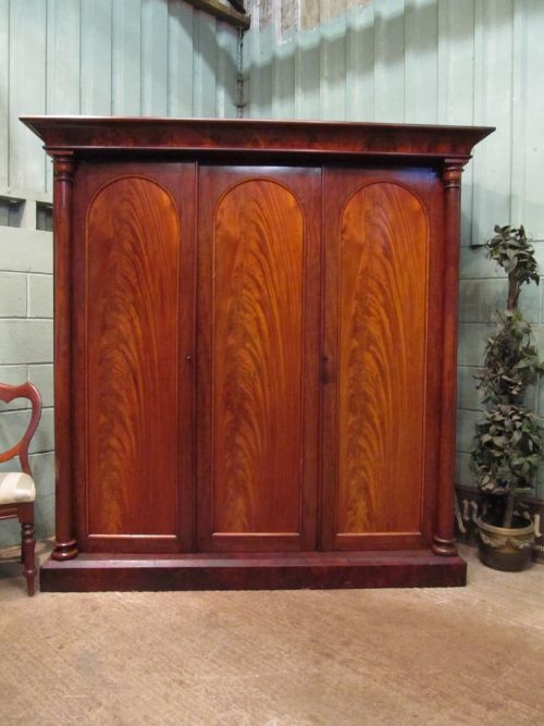 Antique William 1v Flamed Mahogany Triple Wardrobe Gents Compactum C1830