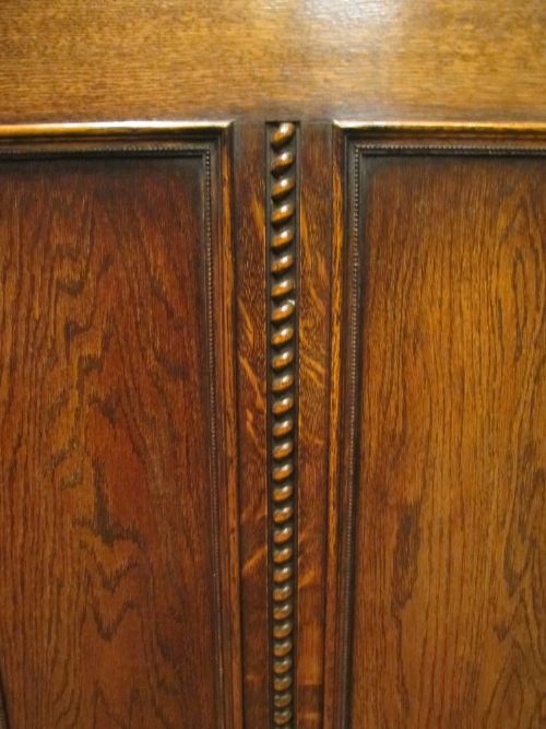 fig 2. ANTIQUE PAIR EDWARDIAN OAK DOUBLE WARDROBES C1900