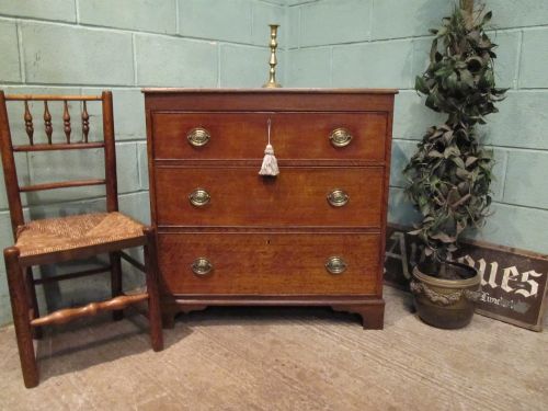 Antique 18th Century Period Oak Small Chest of Drawers C1780