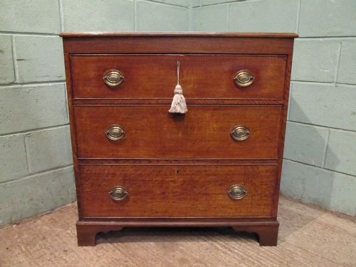fig 1. ANTIQUE 18TH CENTURY PERIOD OAK SMALL CHEST OF DRAWERS C1780