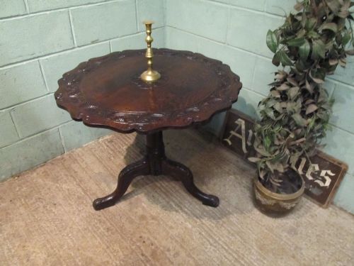 fig 1. ANTIQUE 18TH CENTURY CARVED OAK TILT TOP TABLE C1780