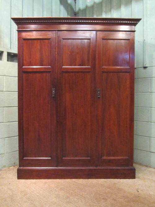 fig 1. ANTIQUE VICTORIAN MAHOGANY TRIPLE WARDROBE COMPACTUM C1880