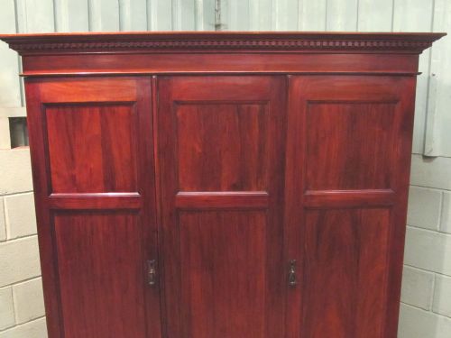 fig 2. ANTIQUE VICTORIAN MAHOGANY TRIPLE WARDROBE COMPACTUM C1880