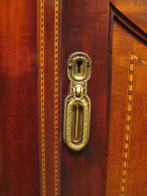 fig 1. ANTIQUE EDWARDIAN HAMPTON & SONS PALL MALL INLAID MAHOGANY TRIPLE WARDROBE C1900