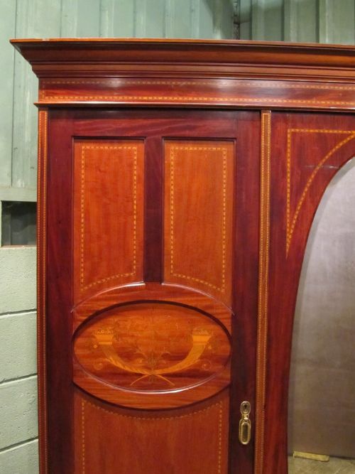 fig 3. ANTIQUE EDWARDIAN HAMPTON & SONS PALL MALL INLAID MAHOGANY TRIPLE WARDROBE C1900